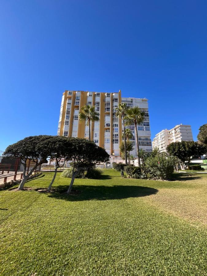 Studio On The Beach Front Malaga Zewnętrze zdjęcie